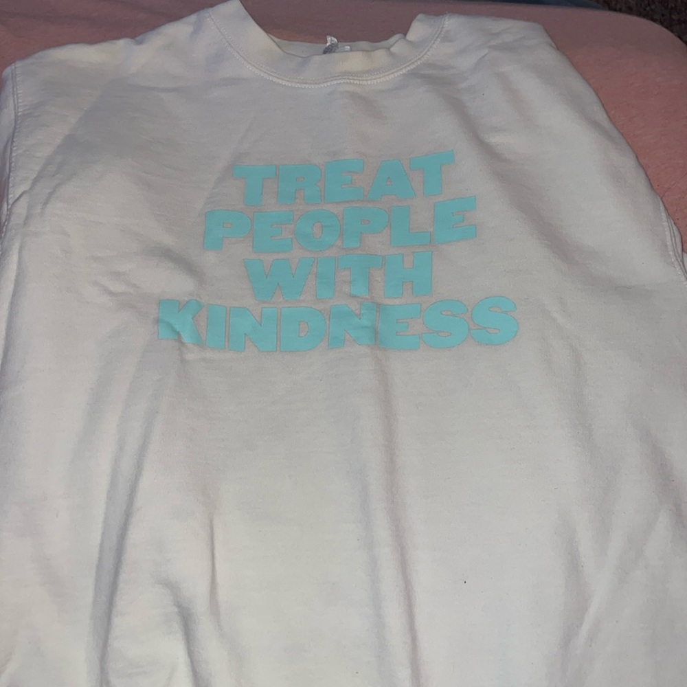 Harry Styles Treat people with kindness crew neck.